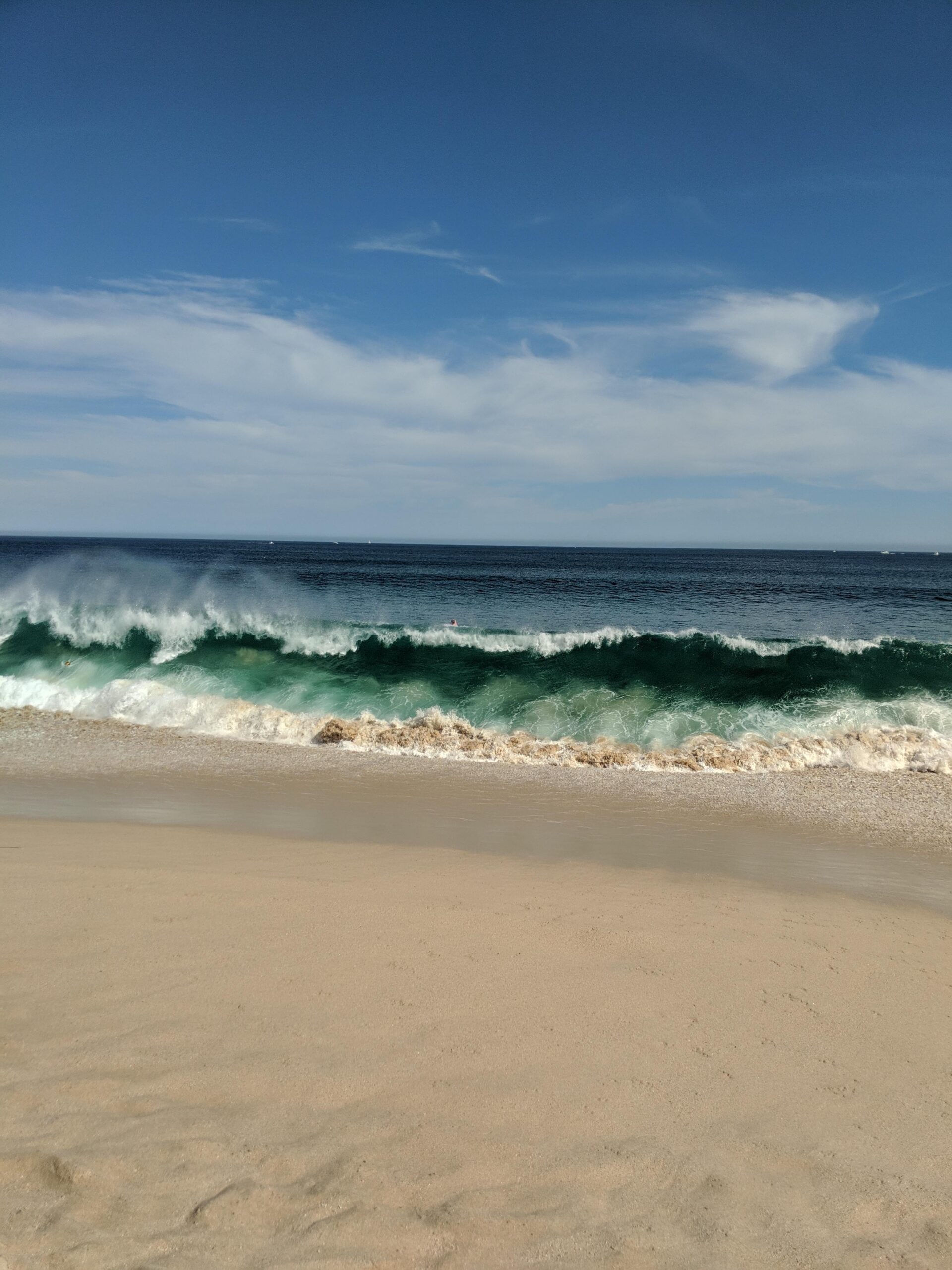 Cabo Waves