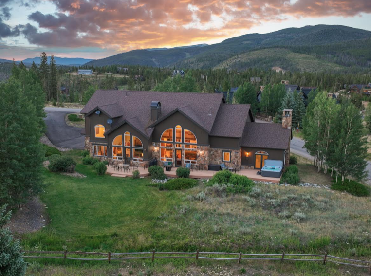 Mountain-Town-Real-Estate-Property-of-the-Week-Breckenridge-Highlands-Home-2