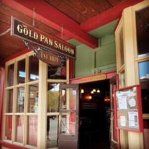 GOLDPAN SALOON 